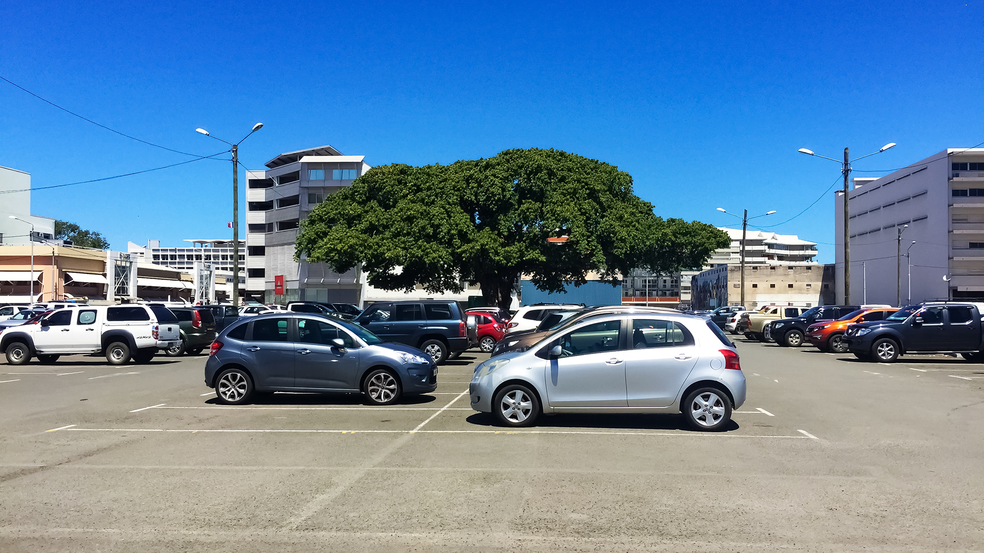 Parking lot parked with cars