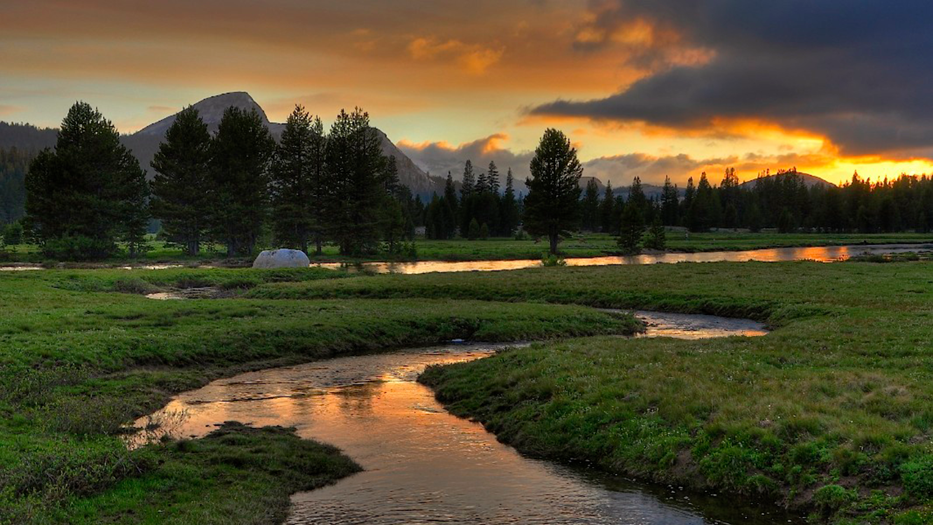 Sunset in Tuolumne Meadows