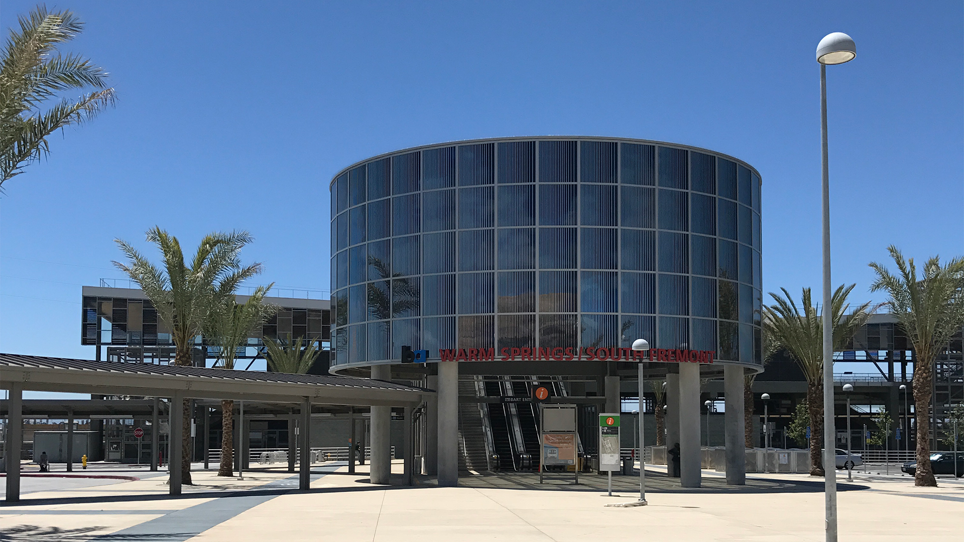 Entrance to a BART station along14th St./Mission Blvd