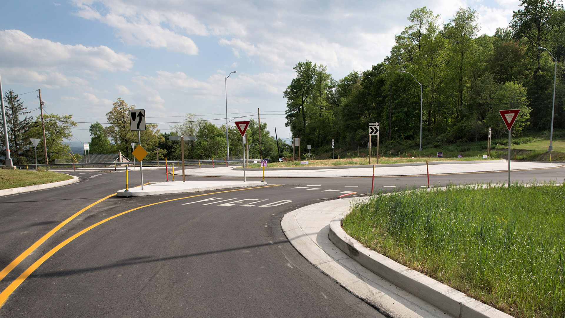 Close-up view of roundabout approach