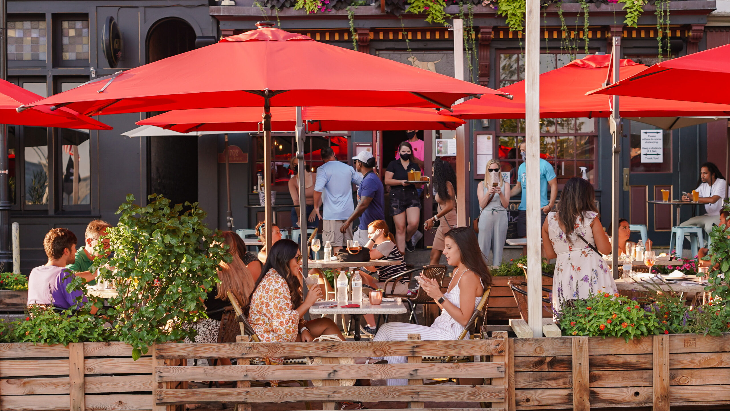 Street dining during covid